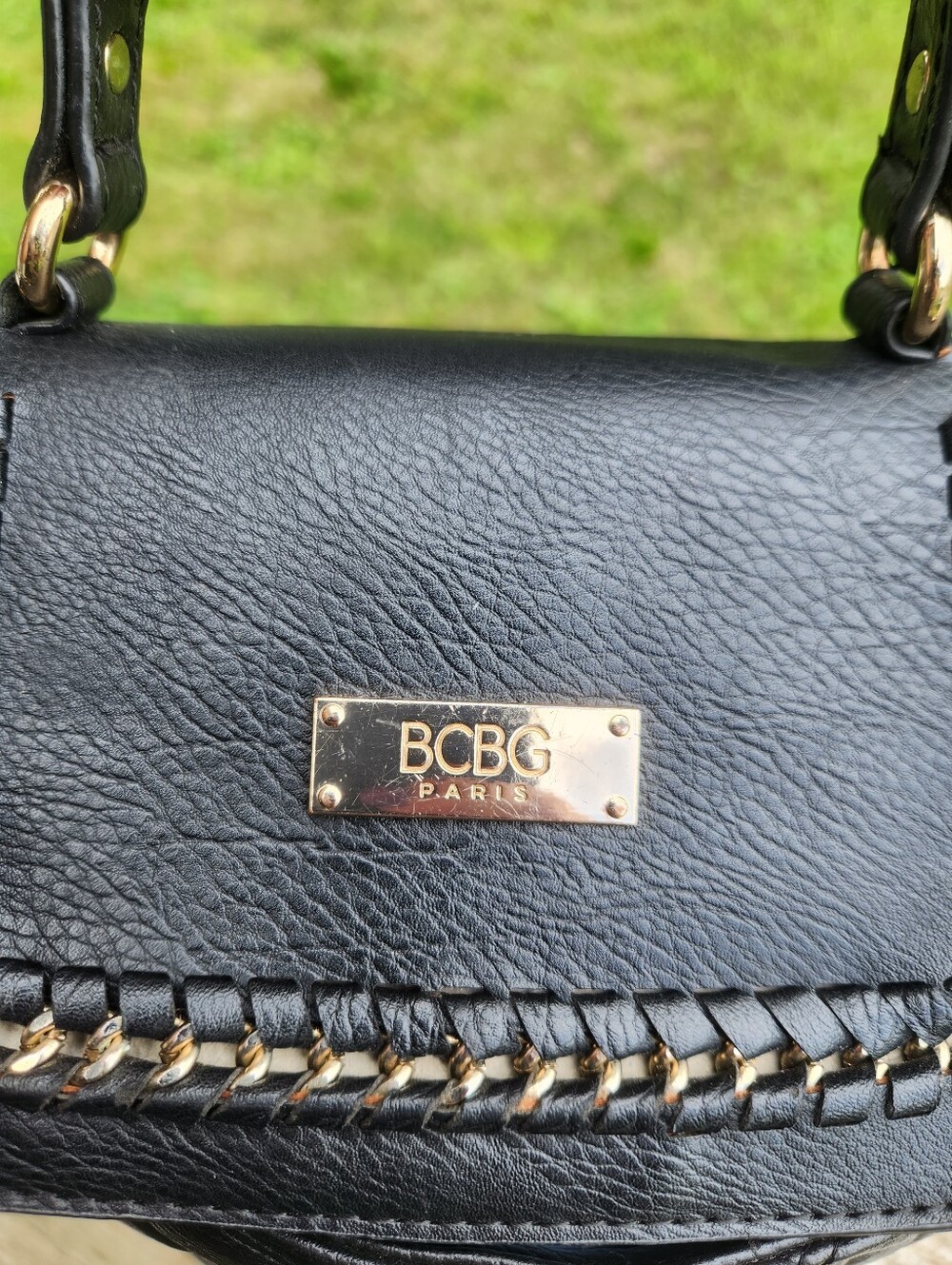 BCBG Paris Vintage Quilted Leather Crossbody with Tassel and Chain Trim EUC - Picture 11 of 12